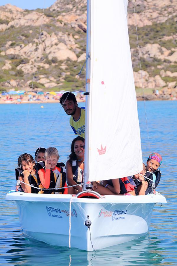 ホテル Touring Club Italiano - La Maddalena ラ・マッダレーナ エクステリア 写真