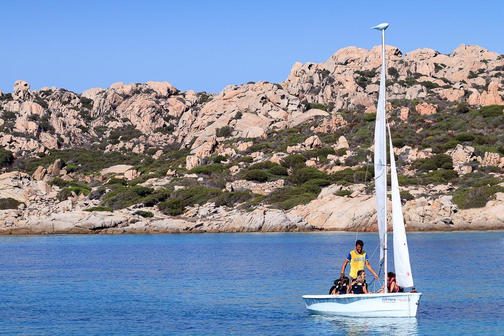ホテル Touring Club Italiano - La Maddalena ラ・マッダレーナ エクステリア 写真