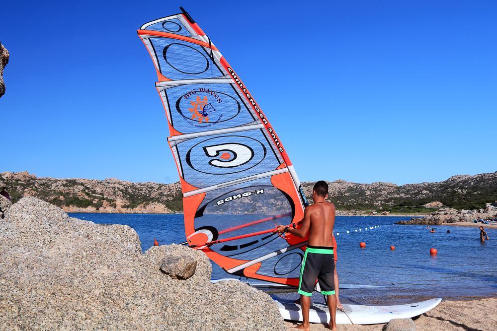 ホテル Touring Club Italiano - La Maddalena ラ・マッダレーナ エクステリア 写真