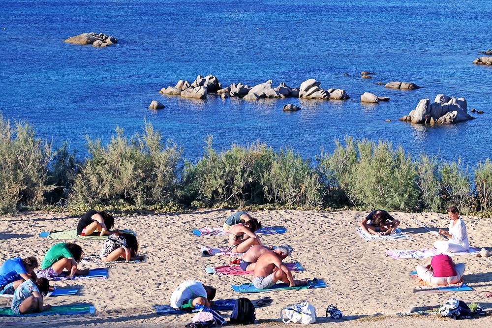 ホテル Touring Club Italiano - La Maddalena ラ・マッダレーナ エクステリア 写真
