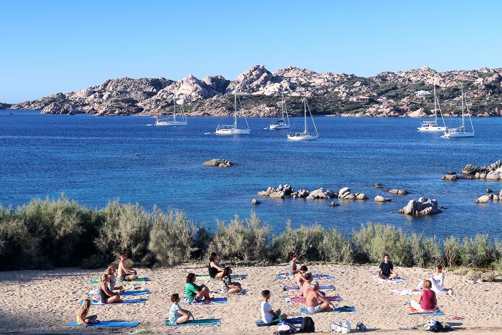 ホテル Touring Club Italiano - La Maddalena ラ・マッダレーナ エクステリア 写真