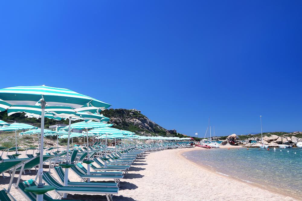 ホテル Touring Club Italiano - La Maddalena ラ・マッダレーナ エクステリア 写真